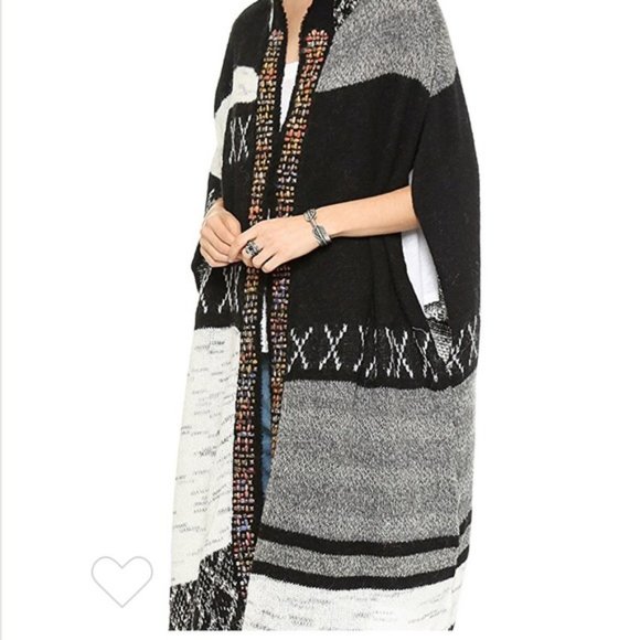NWT Free People Solstice Spirit Poncho Patchwork Hooded Cardigan Size XS/Small - Picture 4 of 12